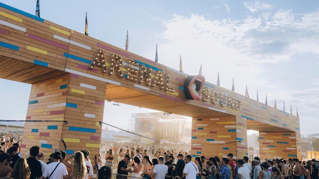 portico-arnal-sound portico Arenal sound
